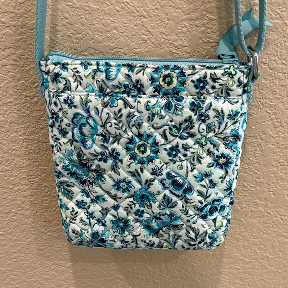 Vera Bradley Blue Floral Crossbody Bag - Picture 5 of 11